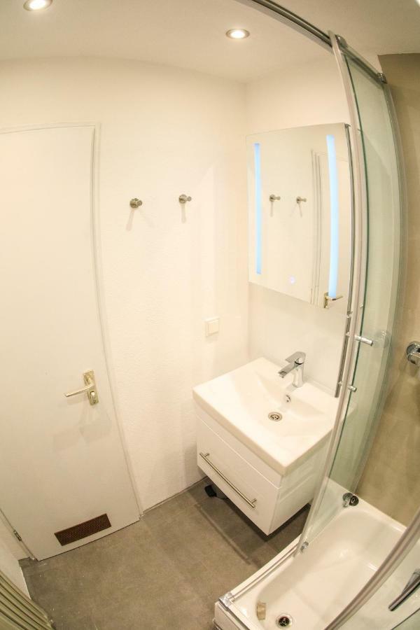 Modern Apartment In City Center Βίρτσμπουργκ Εξωτερικό φωτογραφία